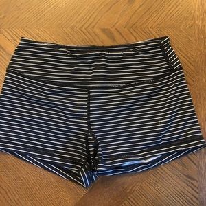 Savage Barbell, Womens S, Black and White Striped, Excellent Used Condition